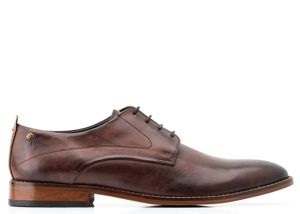 Script Lace Up Shoe - Brown