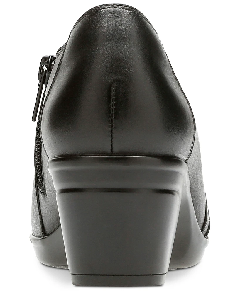 Clarks Collection Women's Emslie Warren Leather Shooties