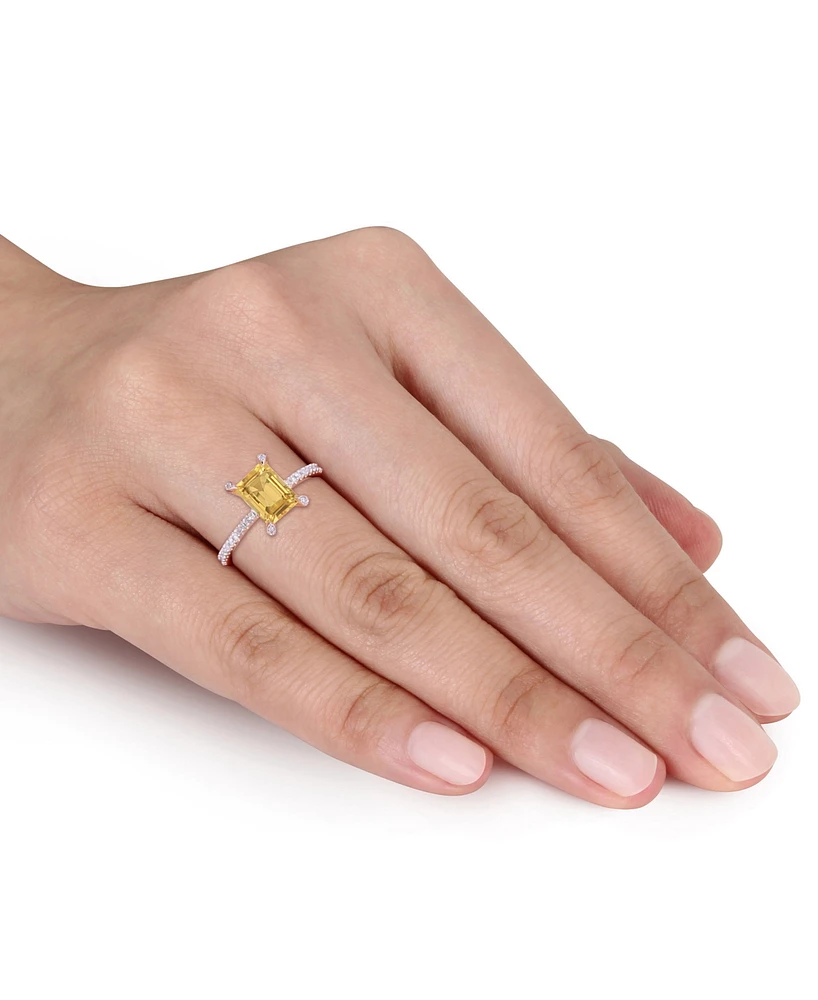 Citrine (1-1/2 ct.t.w.) and Diamond (1/10 Ring 10k Yellow Gold