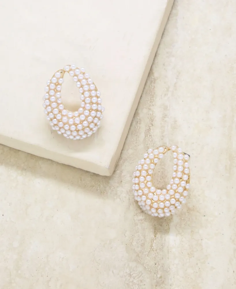 Ettika Cluster Stud Imitation Pearl Earrings