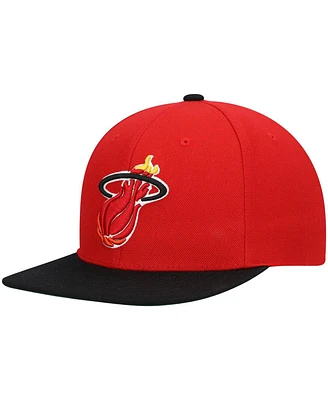 Men's Mitchell & Ness Red, Black Miami Heat Hardwood Classics Team Two-Tone 2.0 Snapback Hat