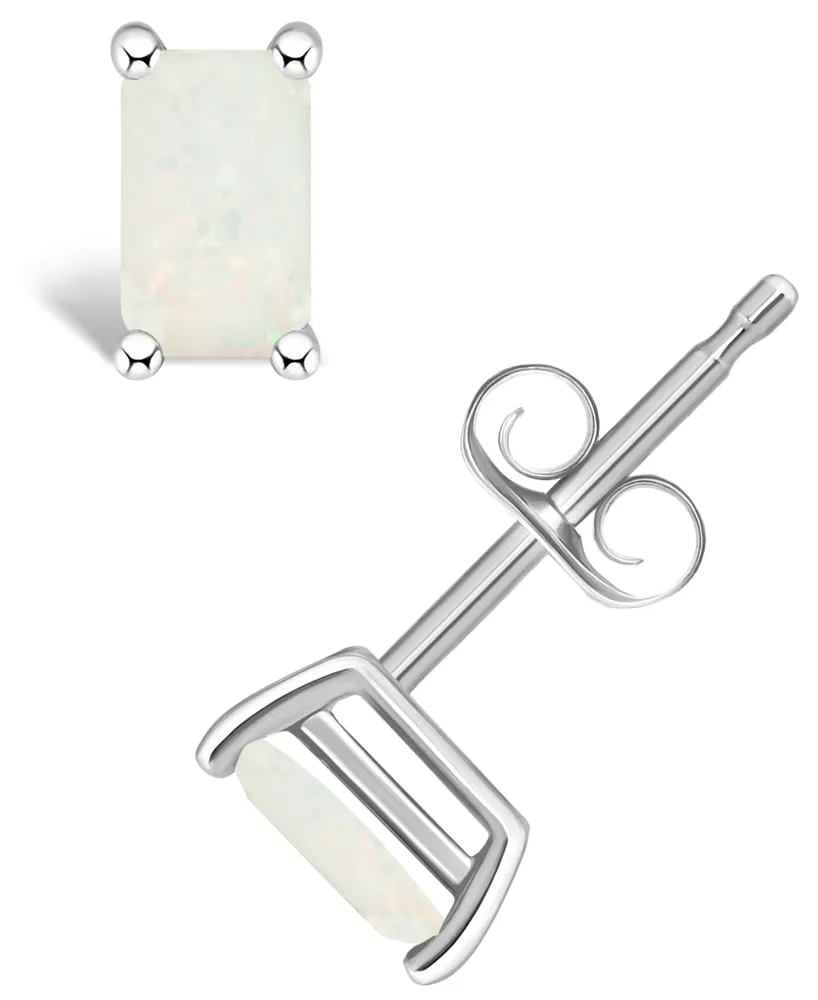 Opal (1/3 ct. t.w.) Stud Earrings 14K White Gold or