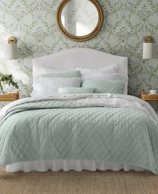 Laura Ashley Solid Velvet Diamond Stitch 3 Piece Quilt Set, Twin