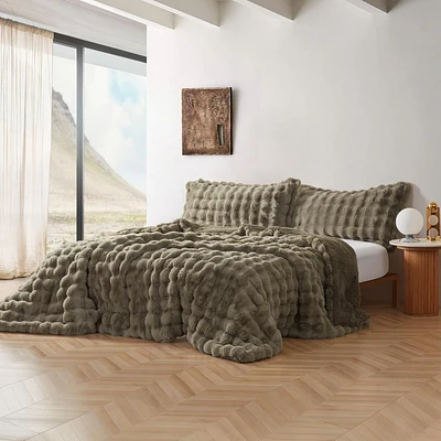 Snowball Chunky Bunny - Coma Inducer Oversized Comforter Set - Olive Earth,King