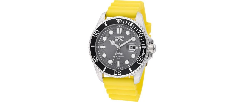 Invicta Men's 47163 Pro Diver Quartz 3 Hand Charcoal Dial Watch