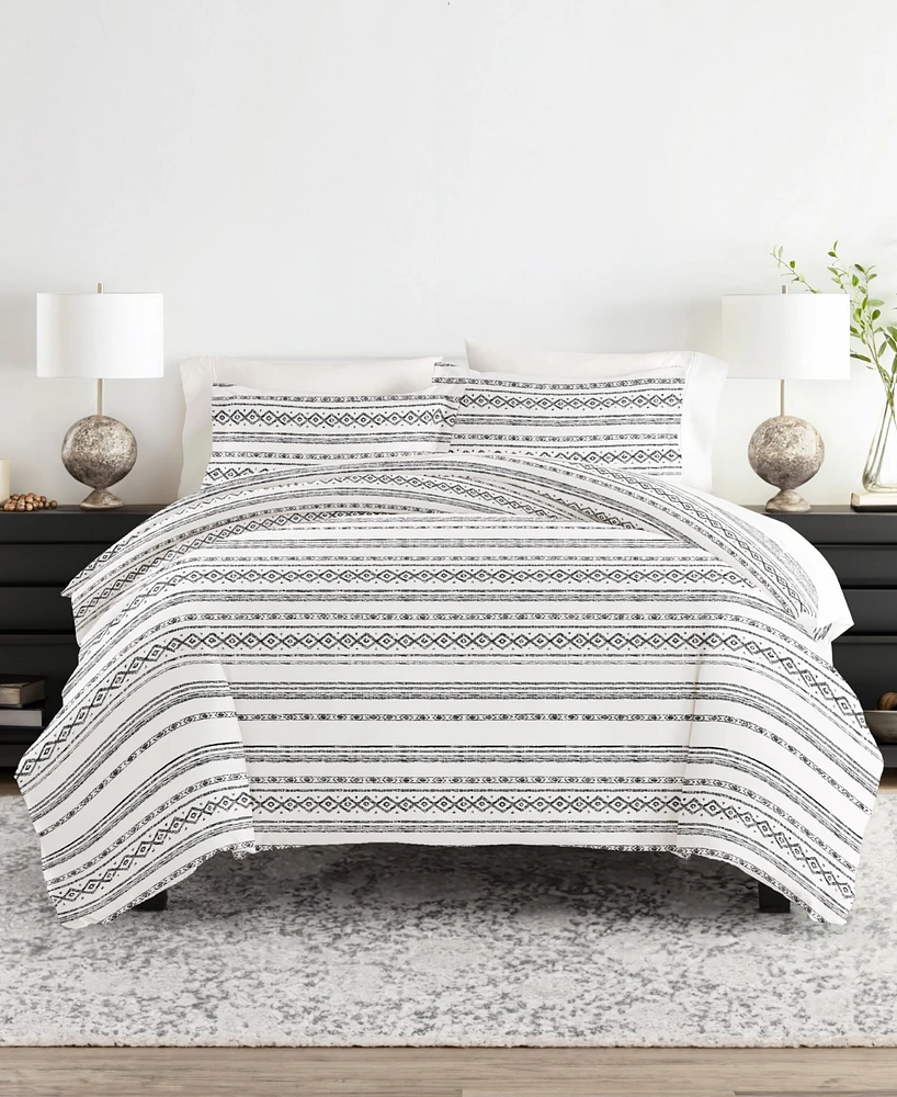 ienjoy Home Ultra Soft Romantic 3-Pc. Duvet Cover Set, King/California King