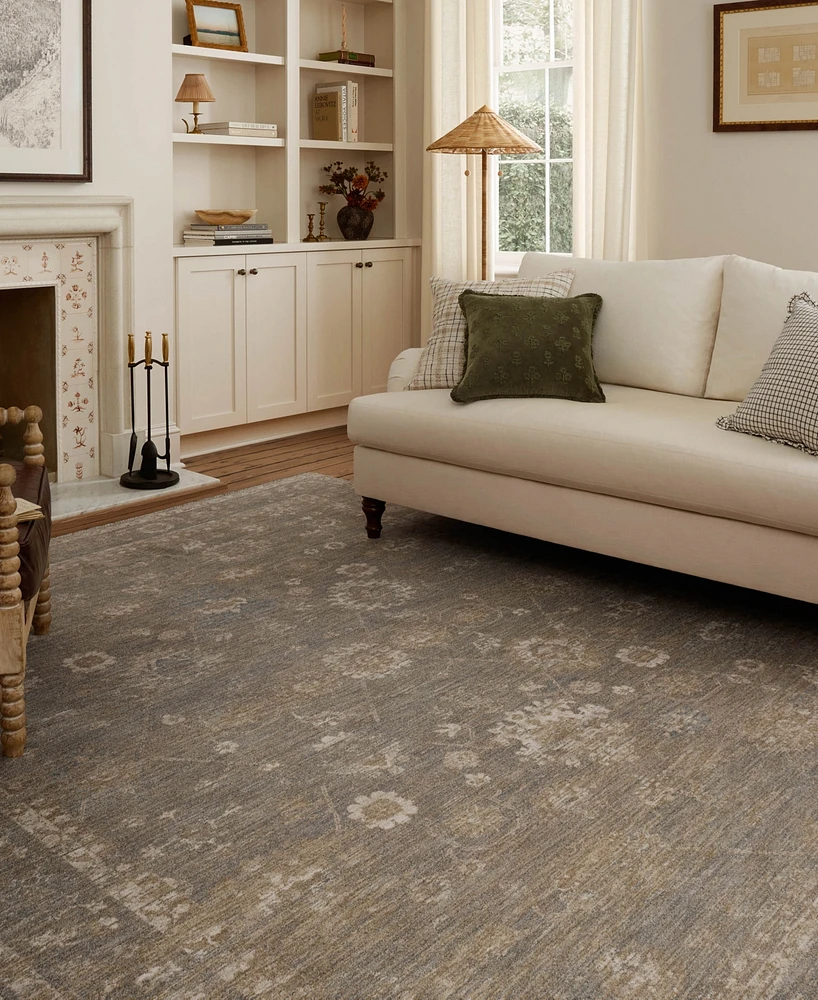 Chris Loves Julia Louisa Loi- 5'3''x7'6'' Area Rug