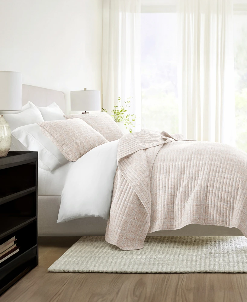 ienjoy Home Geometric Maze Reversible 3-Pc. Quilt Set