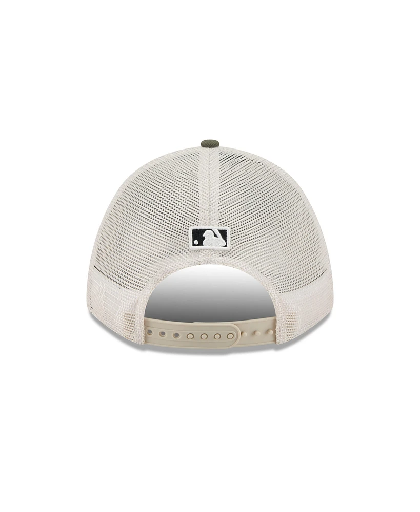 New Era Men's Light Beige/Olive Boston Red Sox 2025 Armed Forces Day 9FORTY M-Crown A-Frame Adjustable Hat