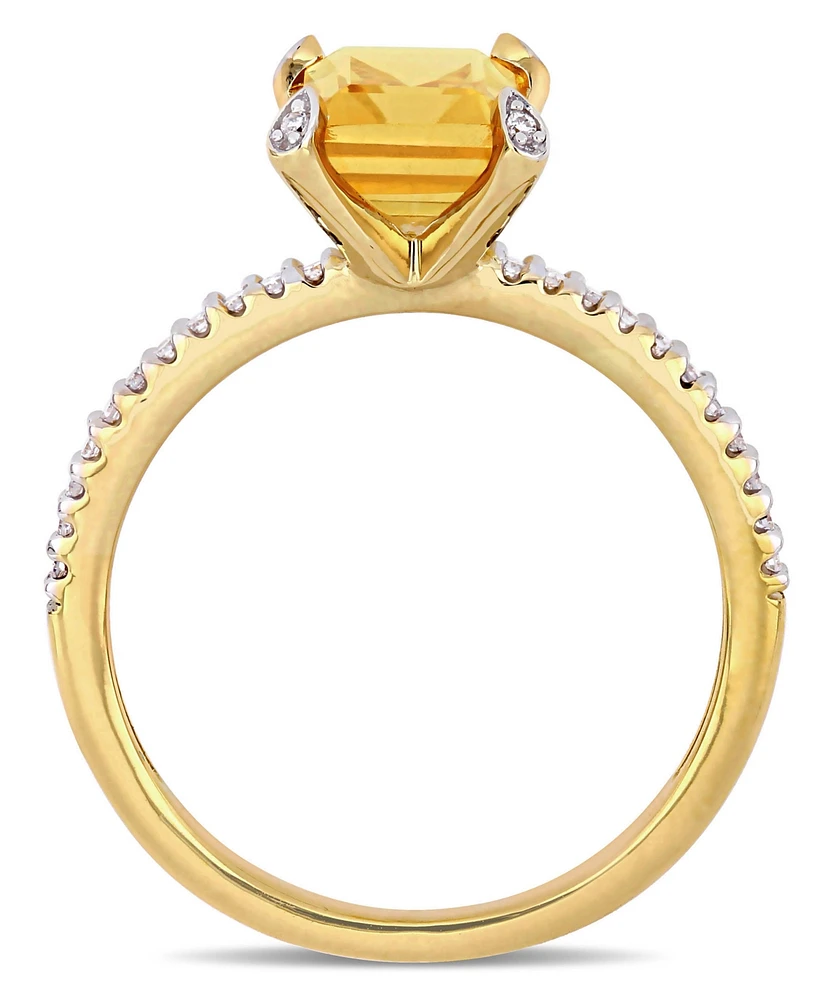 Citrine (1-1/2 ct.t.w.) and Diamond (1/10 Ring 10k Yellow Gold