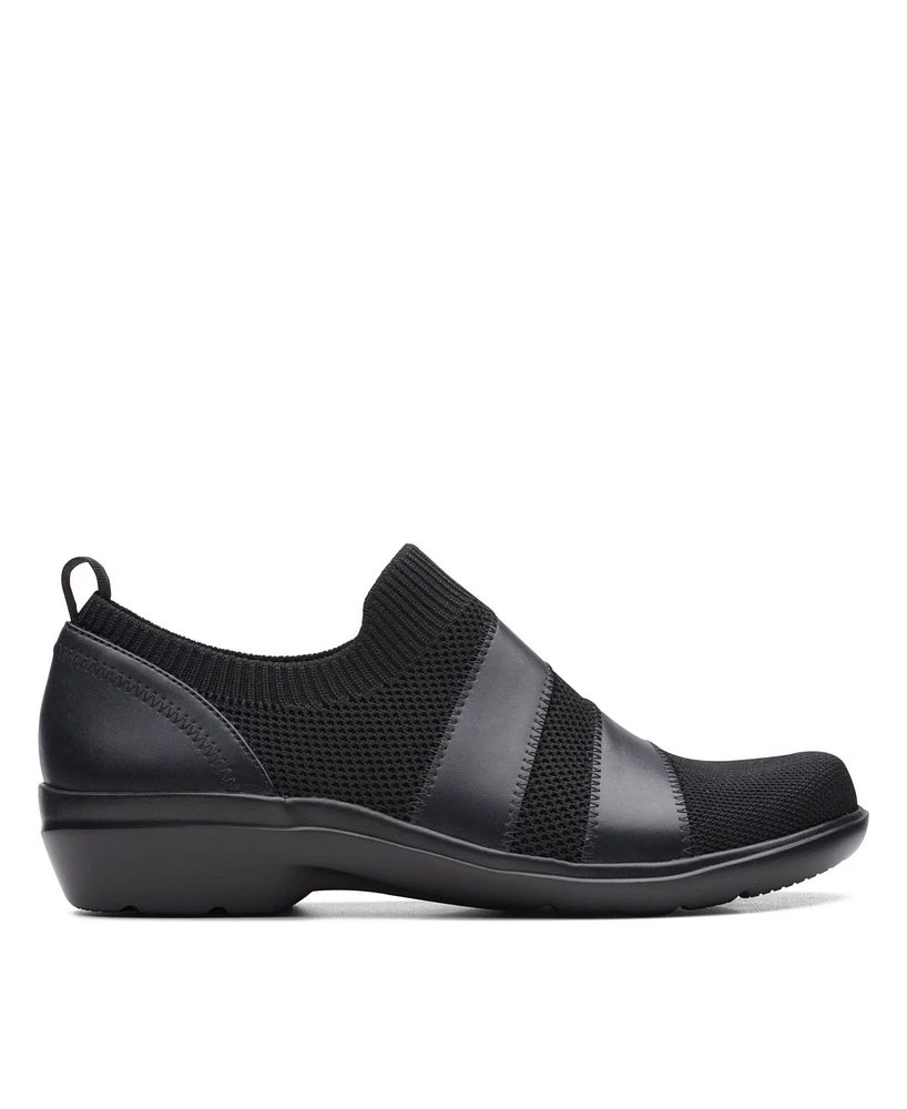 Clarks Women's Collection Sashlyn Edge Slip-on Shoe