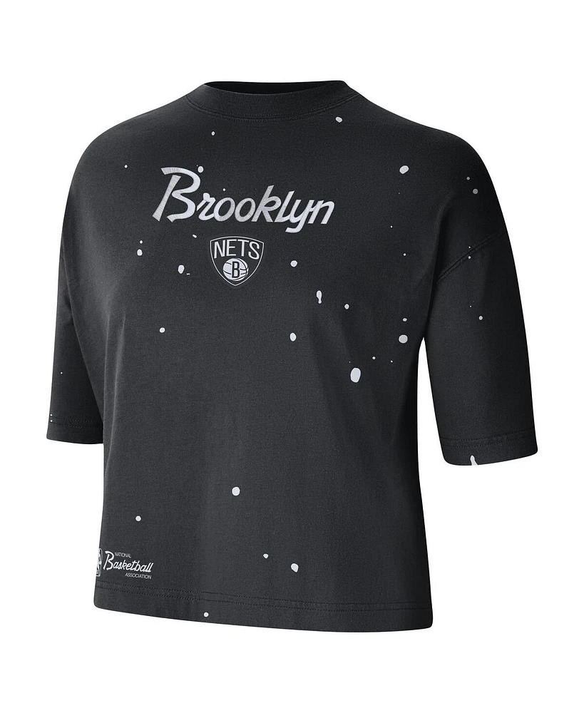Women's Nike Black Brooklyn Nets Courtside Splatter Cropped T-shirt