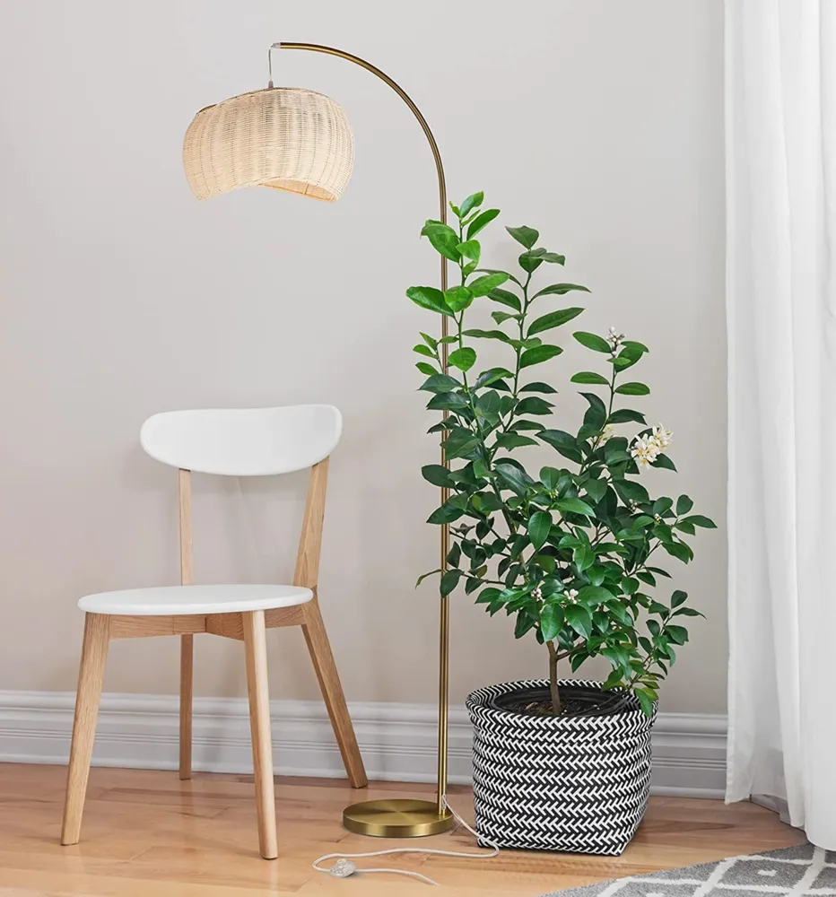 Wave Pendant Led Arc Standing Floor Lamp with Wicker Shade (81")