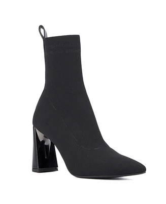Torgeis Women's Kahili Booties