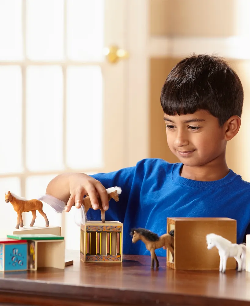 Melissa & Doug Kids Toy, Horse Carrier