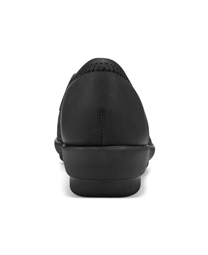 Easy Spirit Women's Avien Lightweight Slip-On Flats