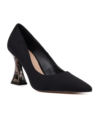 Women's Adena Pointed Toe Flared Heel Pump