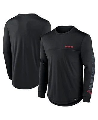 Fanatics Men's Black New England Patriots Blackout Long Sleeve T-Shirt
