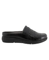 Softwalk San Marcos Tooling Clog