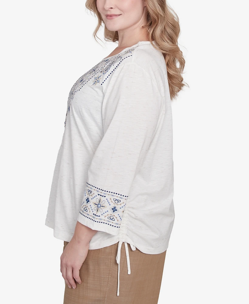Alfred Dunner Plus Summer Solstice Linear Embroidered Tie Sleeve Top