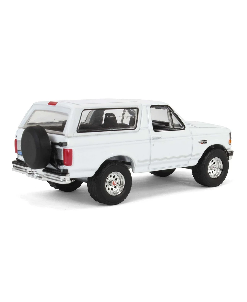 1/64 1993 Bronco Xlt, Oxford White, Hobby Exclusive Greenlight