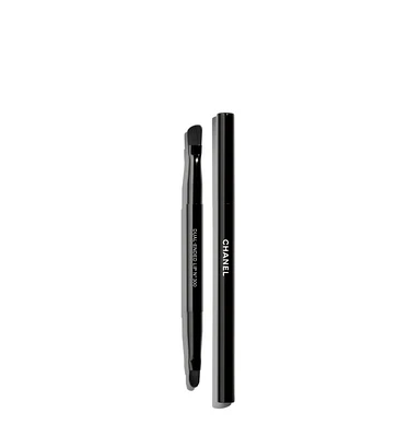 LES PINCEAUX DE CHANEL Dual-Ended Lip Brush N°300