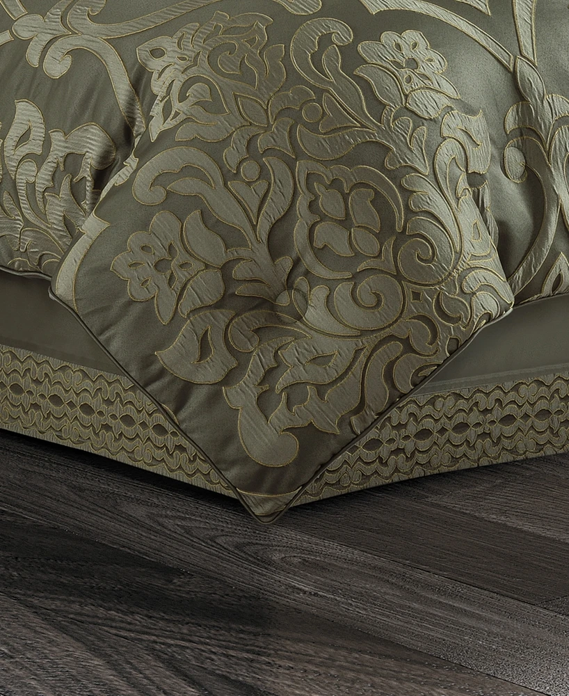 J Queen New York Santino 4-Pc. Comforter Set