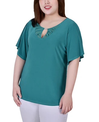 Plus Short Flutter Sleeve Knit Top