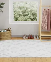 Bashian Zuela ZUL104 5' x 7'6" Area Rug