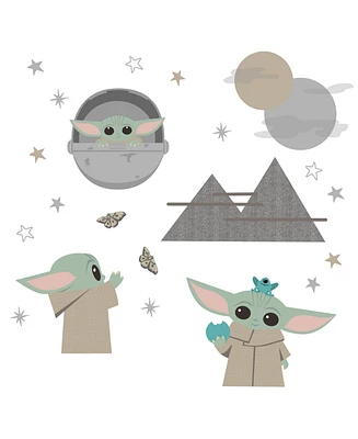Lambs & Ivy Star Wars The Mandalorian The Child/Baby Yoda Wall Decals
