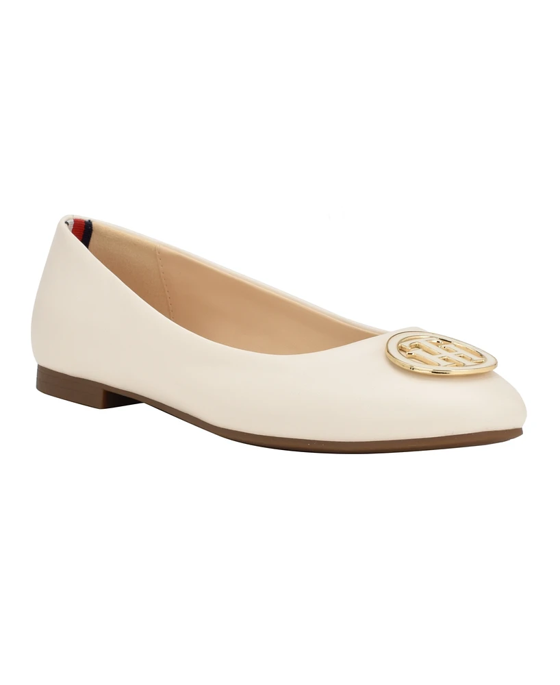 Tommy Hilfiger Women's Ganimay Classic Ballet Flats