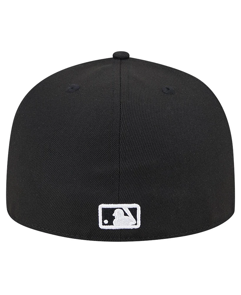 New Era Men's Black Chicago Cubs Logo 59FIFTY Fitted Hat
