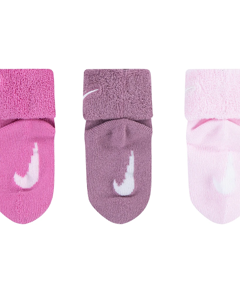 Nike Baby Boys or Girls Multi Logo Socks, Pack of 6