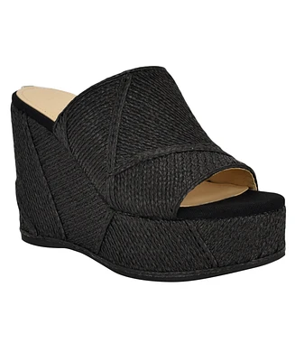 Guess Women's Evenz Woven Platform Wedge Sandals
