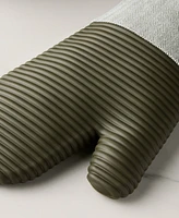 KitchenAid Design Series Herringbone Ribbed Soft Silicone 2-Pc. Oven Mitt Set