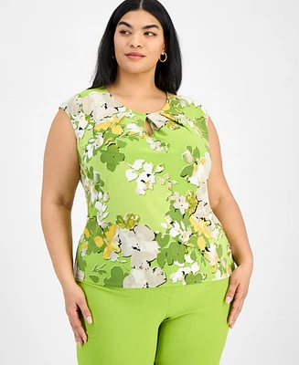 Kasper Plus Sleeveless Printed Keyhole Blouse