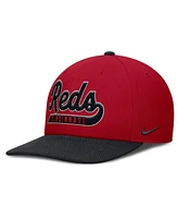Nike Men's Red/Black Cincinnati Reds Pro Performance Snapback Hat