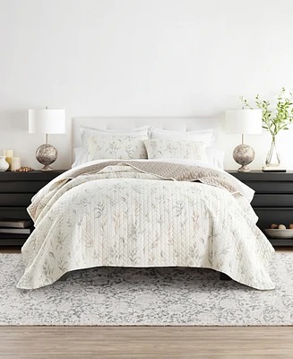 ienjoy Home Watercolor Leaves and Stripe Reversible 3-Pc. Lightweight Quilt Set