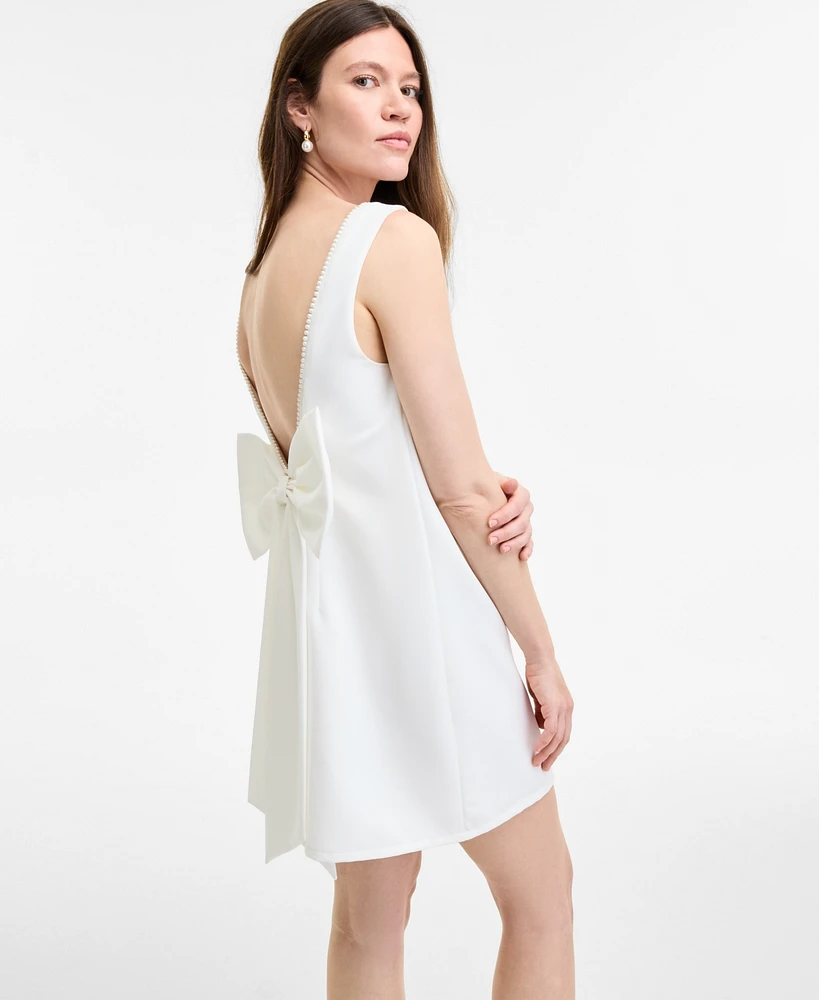 Seni & Cade Juniors' Low-Back Bow-Detail Shift Dress
