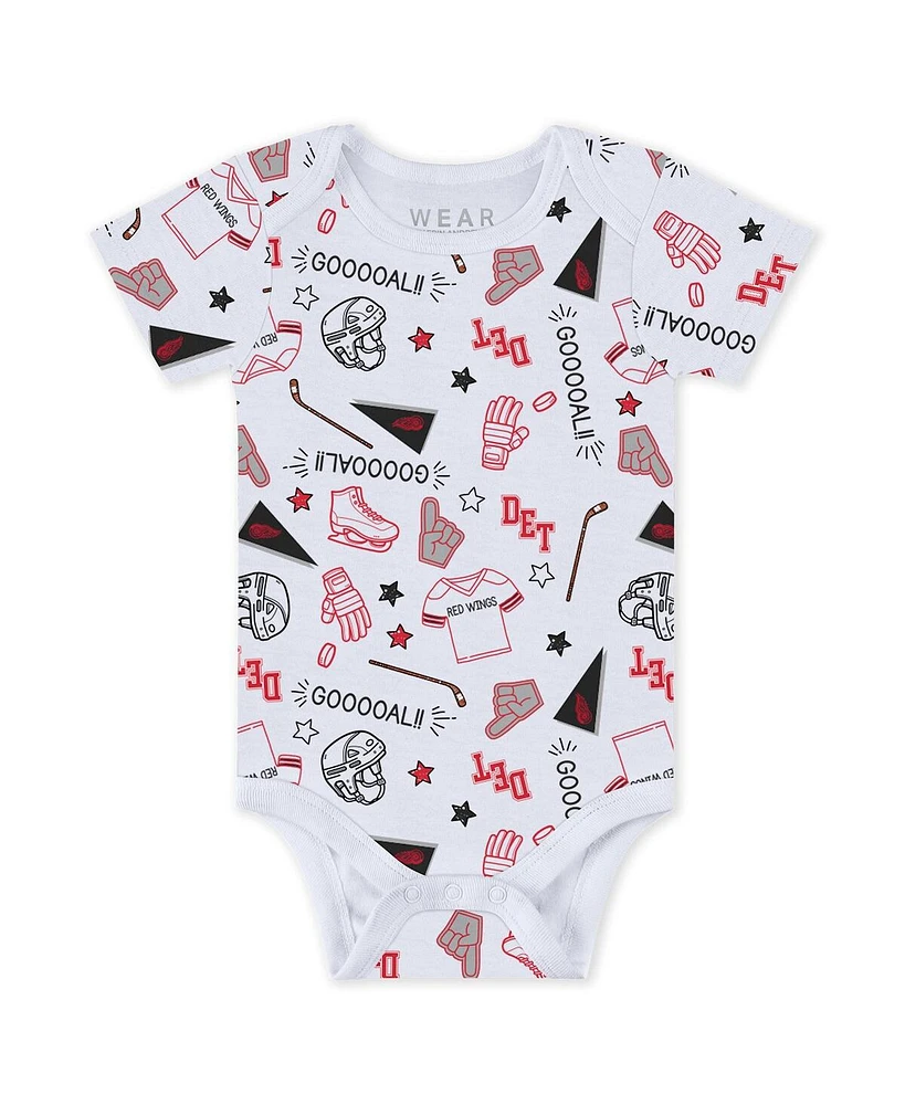 Wear by Erin Andrews Baby Boys and Girls 3-Piece Detroit Red Wings Turn Me Around Bodysuits and Pants