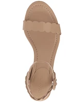 On 34th Women's Pathina Scalloped Block Heel Sandals