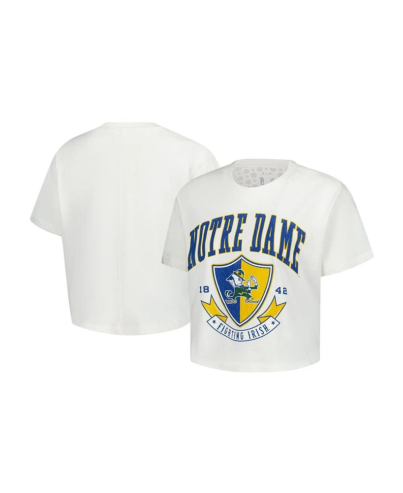Pressbox Women's Cream Notre Dame Fighting Irish Buckler Vintage Cropped T-Shirt