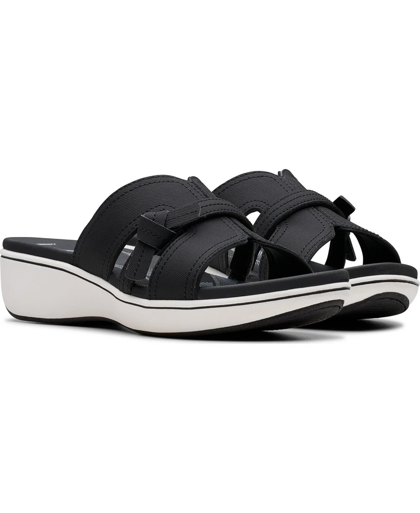 Clarks Cloudsteppers Women's Breeze Rae Mia Slip-On Flat Sandals