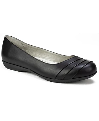 Cliffs by White Mountain Women's Clara Ballet Flats