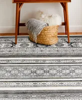 Bashian Charm ALR128 7' 9" x 9' 9" Area Rug