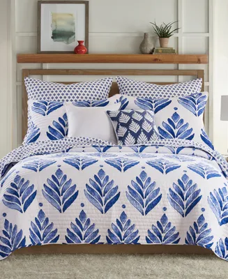 Levtex Vintage-Like Blossom Reversible 2-Pc. Quilt Set, Twin/Twin Xl