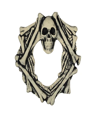 Skull Head and Bones Halloween Wreath, 18" Unlit