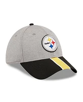 Men's New Era Heather Gray, Black Pittsburgh Steelers Striped 39THIRTY Flex Hat