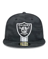 New Era Men's Black Las Vegas Raiders 2024 Sideline 59FIFTY Fitted Hat