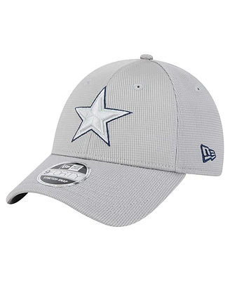 New Era Men's Gray Dallas Cowboys Pivot 9FORTY Adjustable Hat